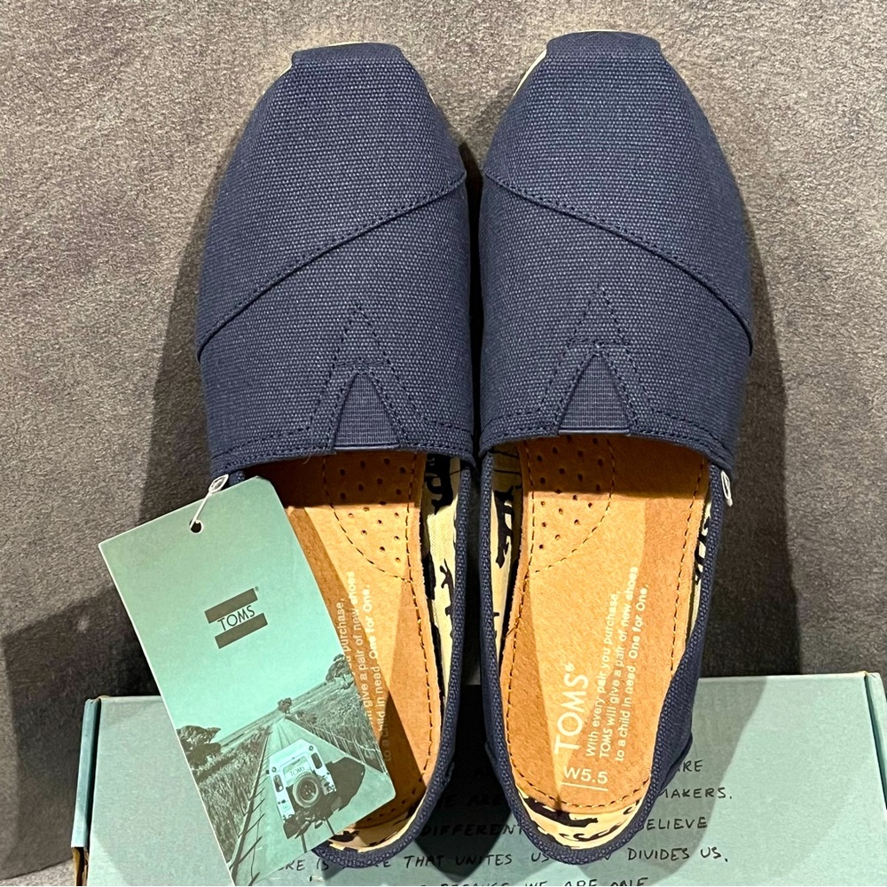 TOMS Women’s Alpargata Slip-On Navy Canvas Size 5.5 US